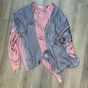 Calvin Kline reversible Pink and Gray Women's wrap cape, pashmina. NWOT OS